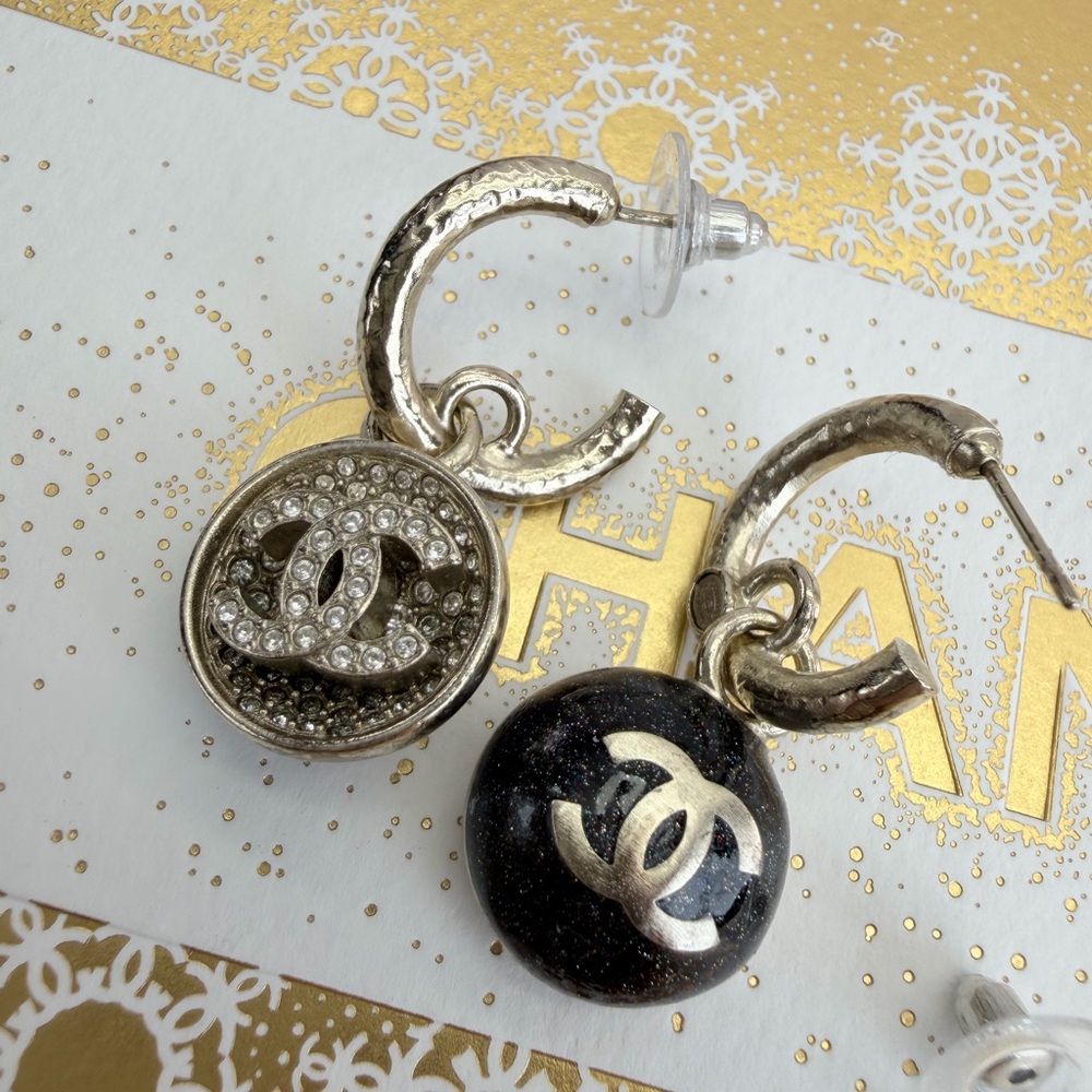 Chanel Crystal Cc Hammered Drop Earrings - Picture 4 of 9